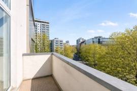 Ready to move: 5-room apartment with sauna and balcony near the KaDeWe