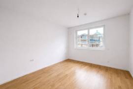 Brand-new, central & upscale: 4 bedroom apartment in an amazing location at Winterfeldtplatz