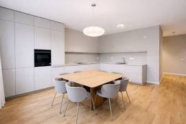 Brand-new, central & upscale: 4 bedroom apartment in an amazing location at Winterfeldtplatz