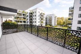 Luxury 4-room apartment near KaDeWe