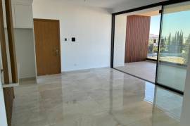 2 Bedroom Modern Apartment - Tombs Of The Kings, Paphos