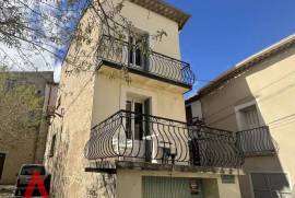 4 room, 95m2 House for sale in Saint genies de fontedit - 139 000 € *