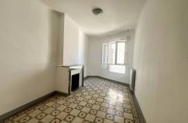 4 room, 101m2 Village house for sale in Saint pargoire - 165 000 € *