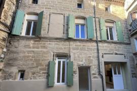 7 room, 230m2 Townhouse for sale in Roujan - 239 000 € *