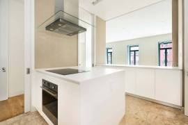 Apartment T3, 173m2, excellent condition, large areas, view and parking on Avenidas Novas - Lisboa