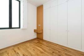 Apartment T3, 173m2, excellent condition, large areas, view and parking on Avenidas Novas - Lisboa