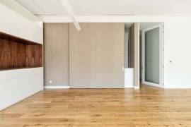 Apartment T3, 173m2, excellent condition, large areas, view and parking on Avenidas Novas - Lisboa