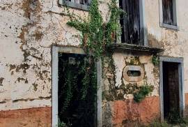 Rustic House for Reconstruction