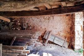 Rustic House for Reconstruction