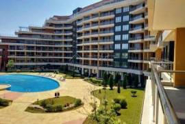 Apartments for sale in Peter House, Sunny Beach. 100 m. to the Beach