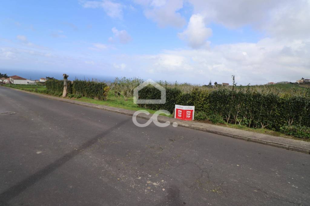 Land with 2,090.00 m2 - Santana - Northeast
