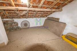 2 bedroom house, with annexes and backyard, in the heart of Praia da Luz - Lagos