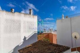 2 bedroom house, with annexes and backyard, in the heart of Praia da Luz - Lagos