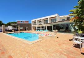 House T5 with Sea View and Swimming Pool located in Alporchinhos - Porches