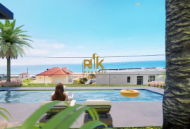 4 bedroom villa with pool and sea view