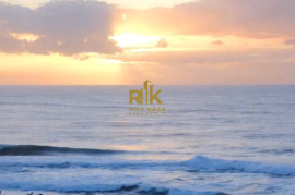 4 bedroom villa with pool and sea view