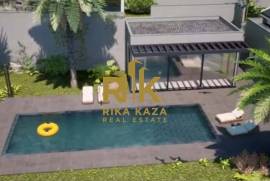 4 bedroom villa with pool and sea view