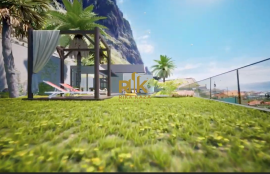 4 bedroom villa with pool and sea view