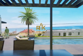 4 bedroom villa with pool and sea view