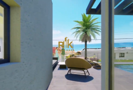 4 bedroom villa with pool and sea view