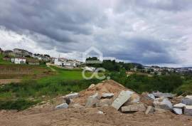 Land Lousada Lodares