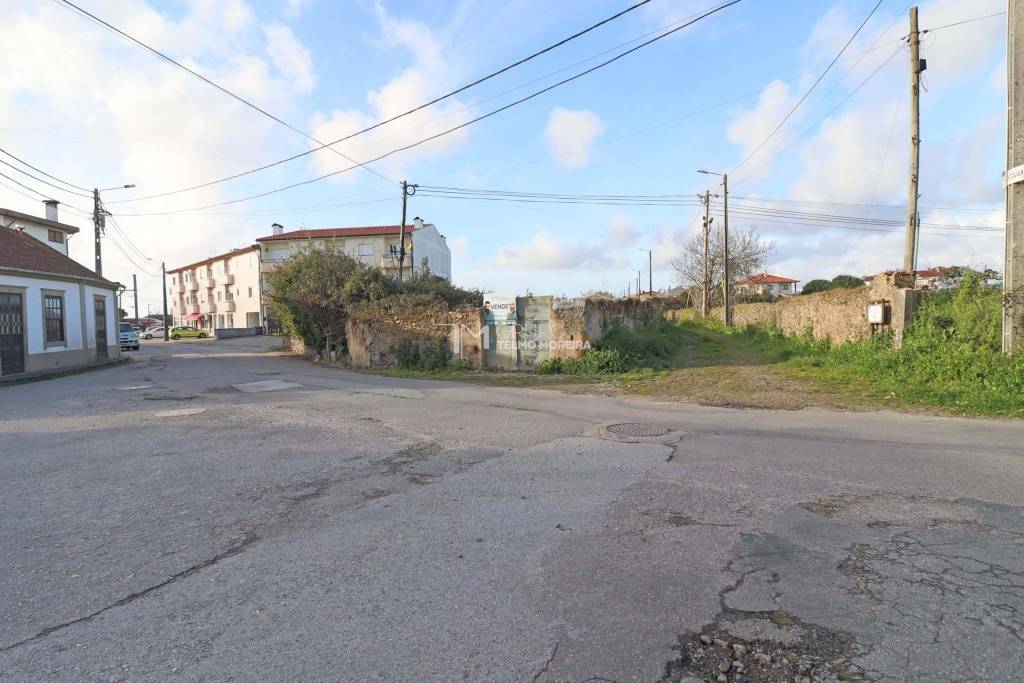 Land for construction in Ovar with 2000m2
