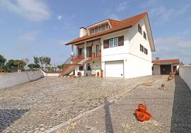 Detached house T6, in São João de Ovar