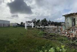 House in Ruin - Loureiro