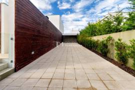 Detached House T4 with Swimming Pool in Furadouro