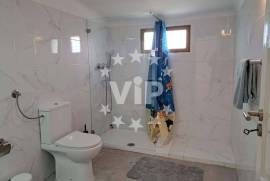ALBUFEIRA - CENTRO -4 BEDROOMS - SWIMMING POOL AND GARDEN