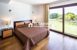 3+2 bedroom villa inside the Millennium Golf Course with fabulous golf views