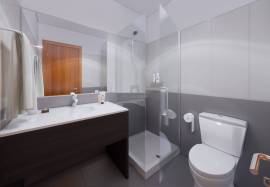 3 BEDROOM APARTMENT IN PIORNAIS , HELP FUNCHAL