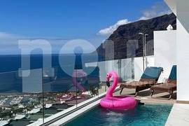 ᐅ  Apartment te koop, Huis, Los Gigantes, Tenerife, 2 Slaapkamers, 135 m², 1.395.000 € 
