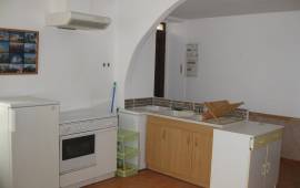 Pleasant Set Of 2 Village Houses Offering Main House Of 180 M2, Independent Gite Of 50 M2, Garage And Courtyard. Quiet Location Pleasant Set Of 2 Village Houses Offering Main House Of 180 M2, Independent Gite Of 50 M2, Garage And Courtyard. Quiet Location