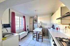 Pleasant Set Of 2 Village Houses Offering Main House Of 180 M2, Independent Gite Of 50 M2, Garage And Courtyard. Quiet Location Pleasant Set Of 2 Village Houses Offering Main House Of 180 M2, Independent Gite Of 50 M2, Garage And Courtyard. Quiet Location
