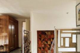 Modern Detached House with Garden Modern Detached House with Garden