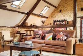 Detached Country House with Outbuildings and Land