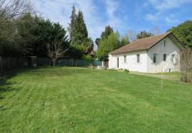 Single storey house for sale, 5 rooms - Castelnau-Magnoac 65230