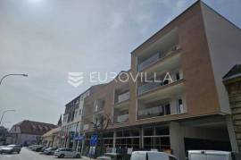 Đakovo, strict center, retail space in a newly built building, 596 m2