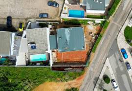 3+1 bedroom villa with pool for sale in Bela Vista, Lagoa