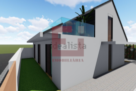 LAND WITH APPROVED PROJECT FOR HOUSE OF 3 FRENTES