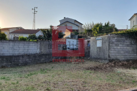 LAND WITH APPROVED PROJECT FOR HOUSE OF 3 FRENTES