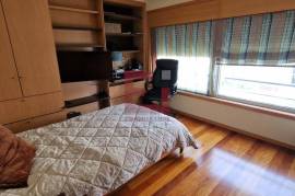 5 bedroom apartment, top floor, center of Vila Nova de Gaia