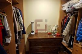 5 bedroom apartment, top floor, center of Vila Nova de Gaia