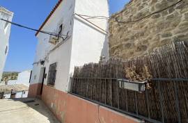 Casa de la Muralla Townhouse