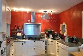 Pleasant Village House With 3 Bedrooms, Cellars, Terrace And Courtyard In A Sought-After Riverside Village