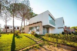 Luxurious 2-Floor Villa For Sale In San Pietro Resort