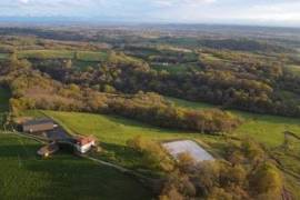 Superb equestrian property located not overlooked, in the heart of the Bearn countryside