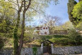 House 273 sq.m for sale