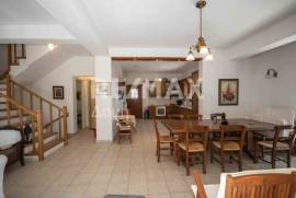 House 273 sq.m for sale